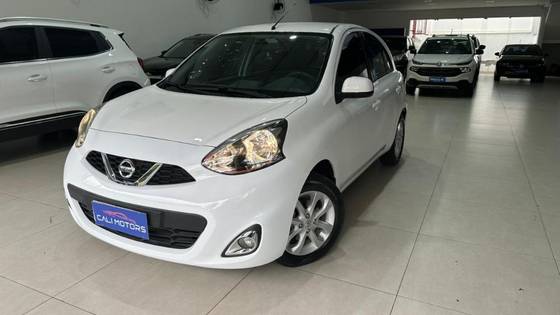 NISSAN MARCH 1.6 SV 16V FLEXSTART 4P XTRONIC